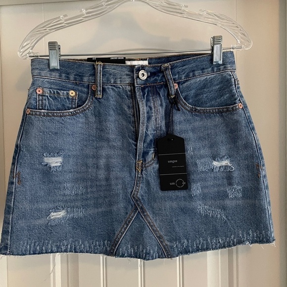 Umgee Dresses & Skirts - Umgee 27 (US 5) Mini Skirt Jean Denim Distressed Raw Hem Button Fly NEW